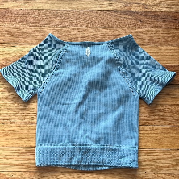 FP MOVEMENT XS/S cut it out shirt - Picture 4 of 4